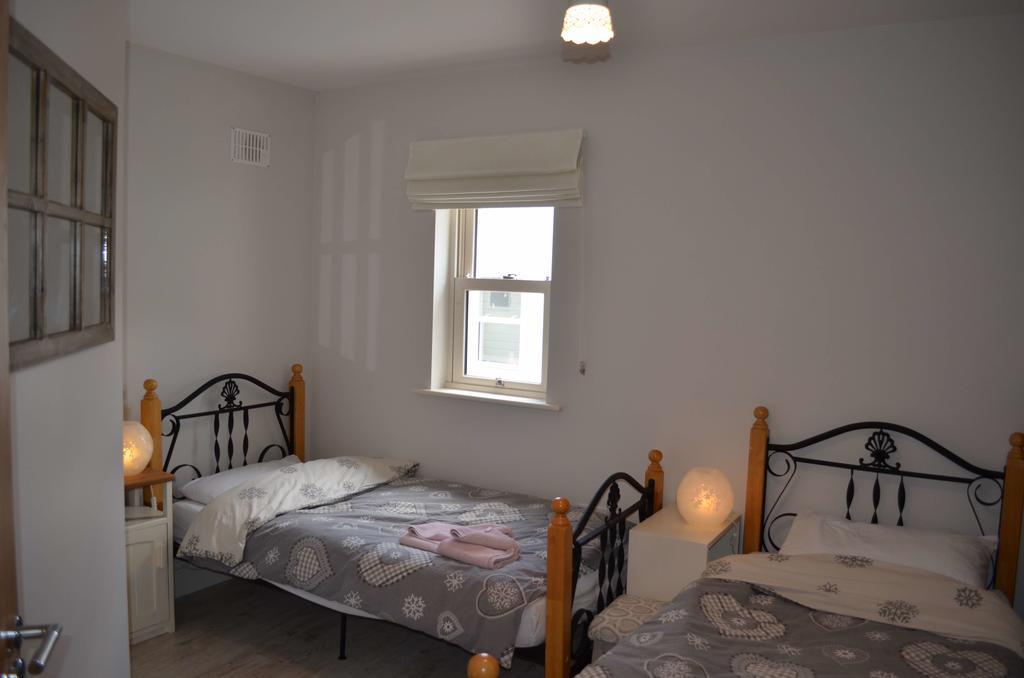 Galway Coast Cottages Барна Екстериор снимка