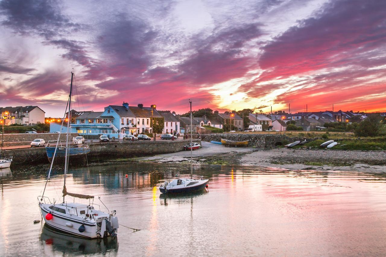Galway Coast Cottages Барна Екстериор снимка